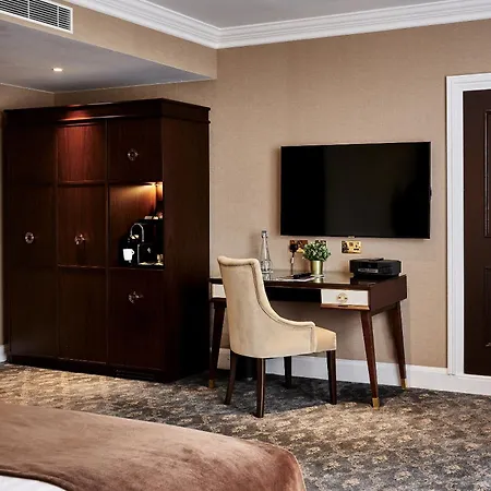 Warren House Hotel-2